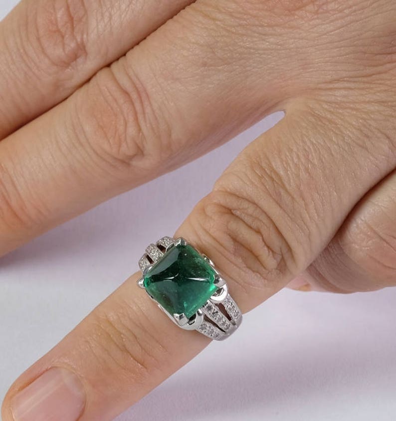 Vintage Art Deco 5.95ct Colombian Emerald and Diamond Rare Platinum Ring
