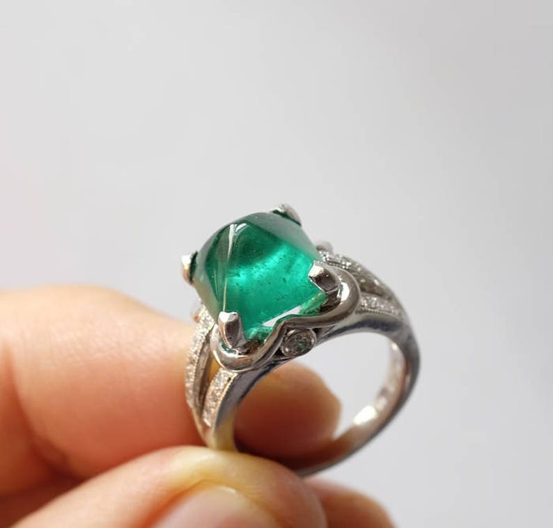 Vintage Art Deco 5.95ct Colombian Emerald and Diamond Rare Platinum Ring
