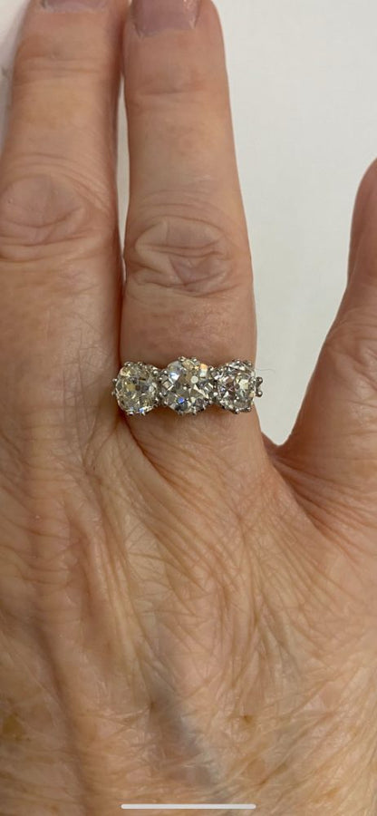 Old Cut Diamond Three Stone Ring in Platinum, 3.01 carat total, colour G, clarity SI1
