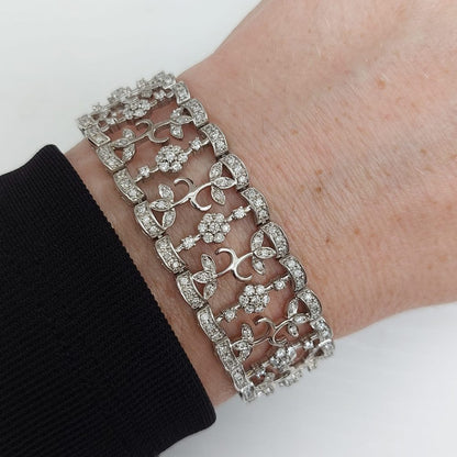 Floral Diamond Bracelet in 18ct White Gold, 6 carats