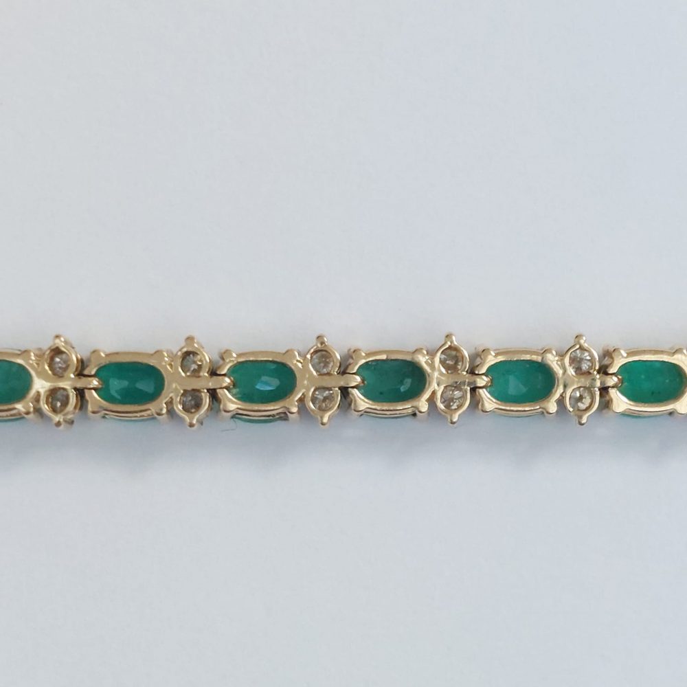 Vintage 7ct Emerald and Diamond Gold Line Bracelet