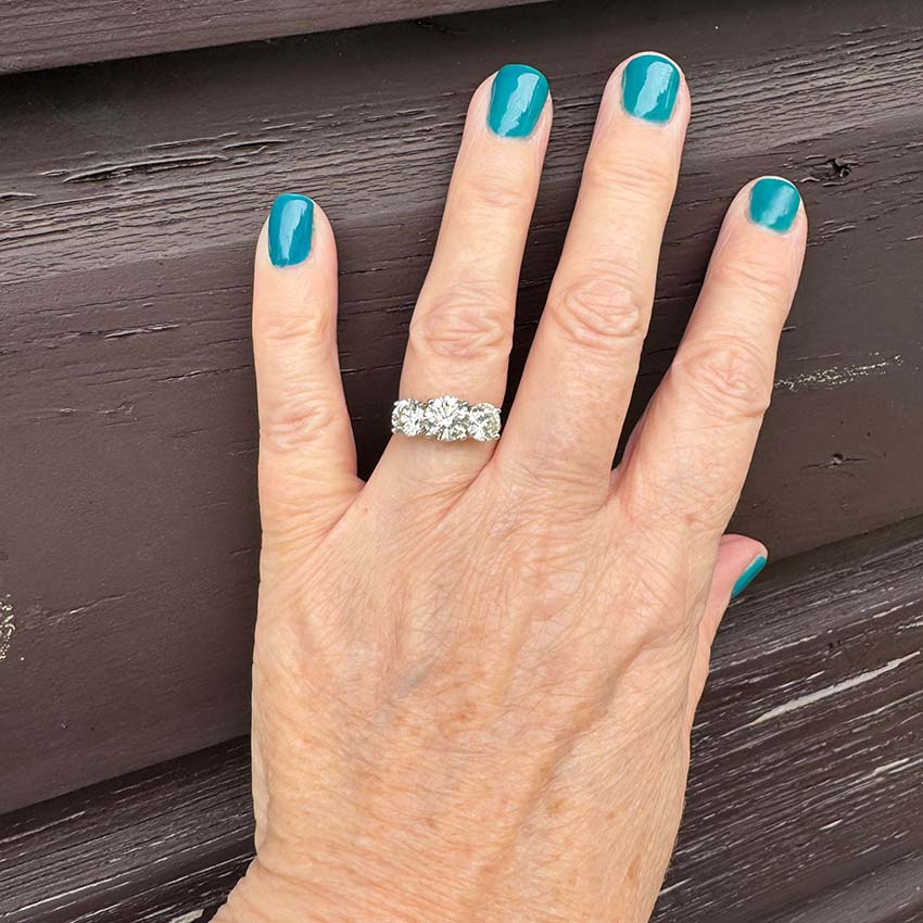 Classic Three Stone Diamond Ring in 18ct White Gold, 3.69 carat total