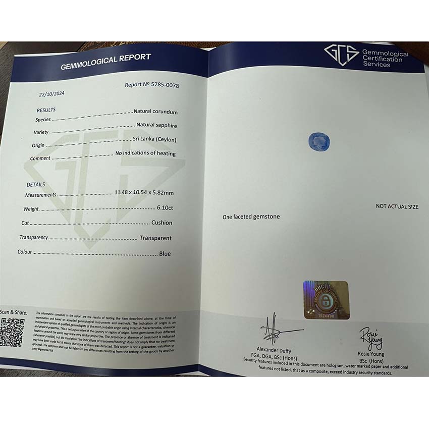 Natural Cornflower Ceylon Sapphire and Diamond Cluster Ring