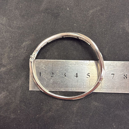 1.80ct Baguette Cut Diamond Set White Gold Bangle Bracelet