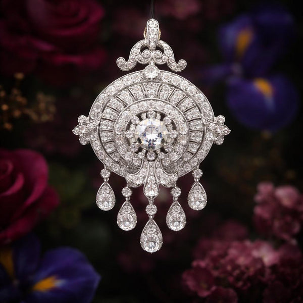 Early Victorian Antique 16cts Old Mine Cut Diamond Tassel Fringe Pendant come Brooch, Mid 19th Century, Circa 1850