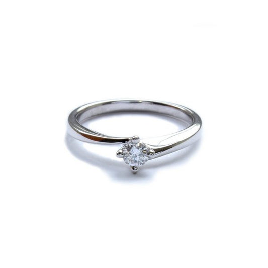 Single Stone Diamond Engagement Ring in Platinum; featuring a four-claw set 0.20 carat diamond, mounted in platinum in a twist setting. with diamond certificate, F colour, SI clarity