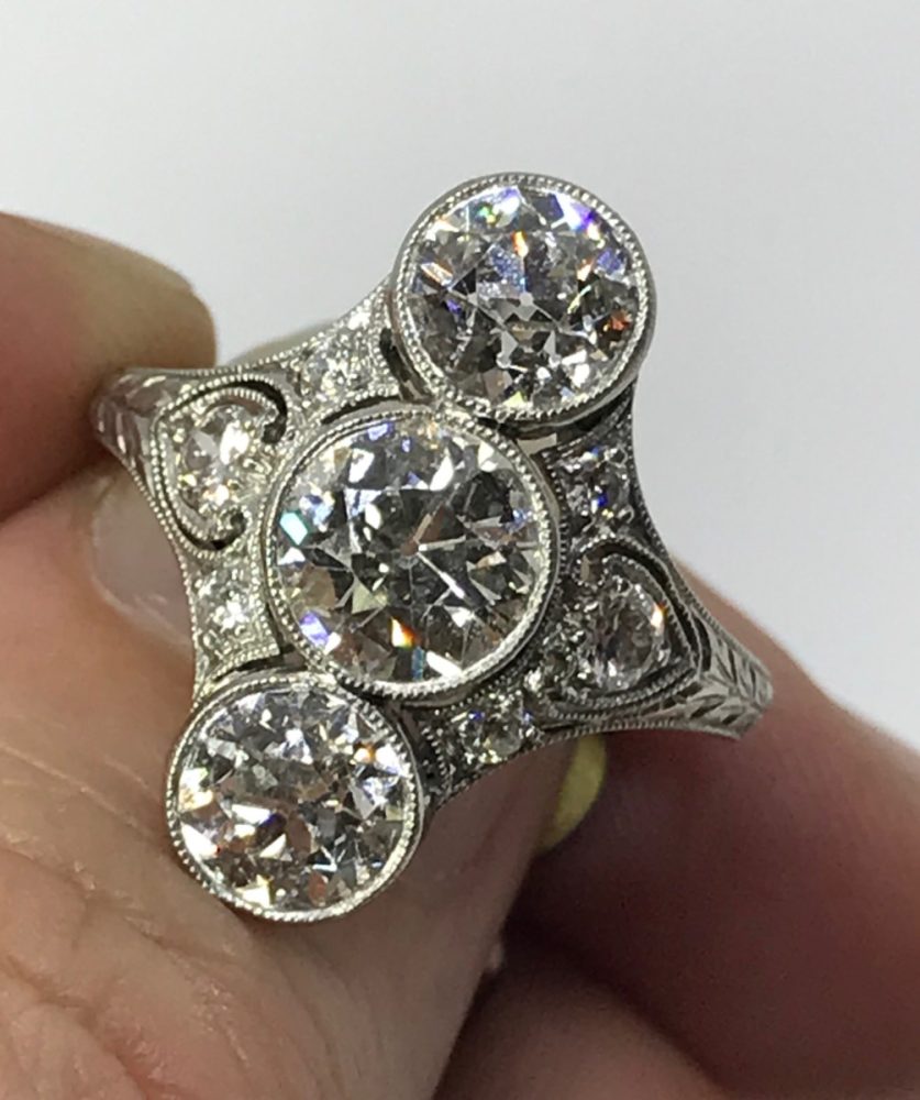 Art Deco antique diamond ring Ramond Yard platinum 1920's