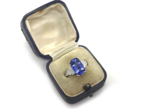 Tanzanite and Diamond Ring in 18ct White Gold, 4.75ct