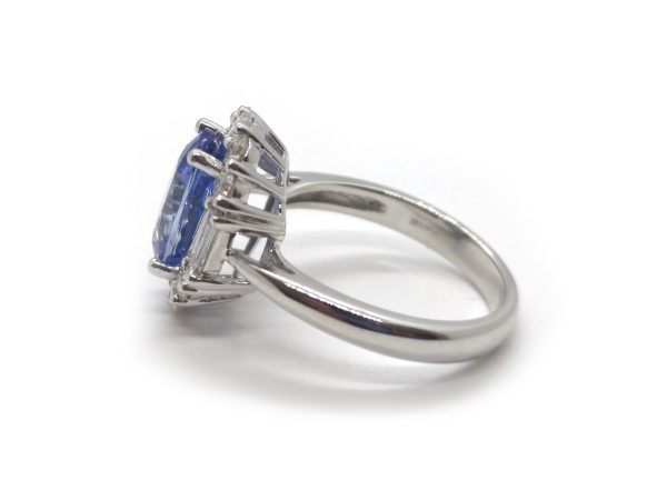 Sapphire and Diamond Engagement Ring in 18ct White Gold, 4.74ct