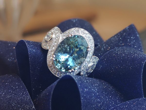 Fine Aquamarine and Diamond Ring, Platinum