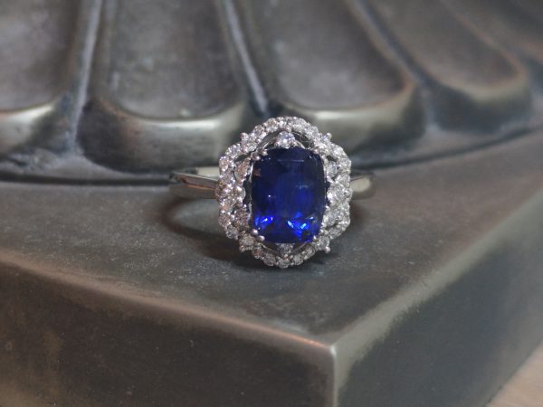 Vivid Blue Sapphire and Diamond Engagement Ring, 3.22ct