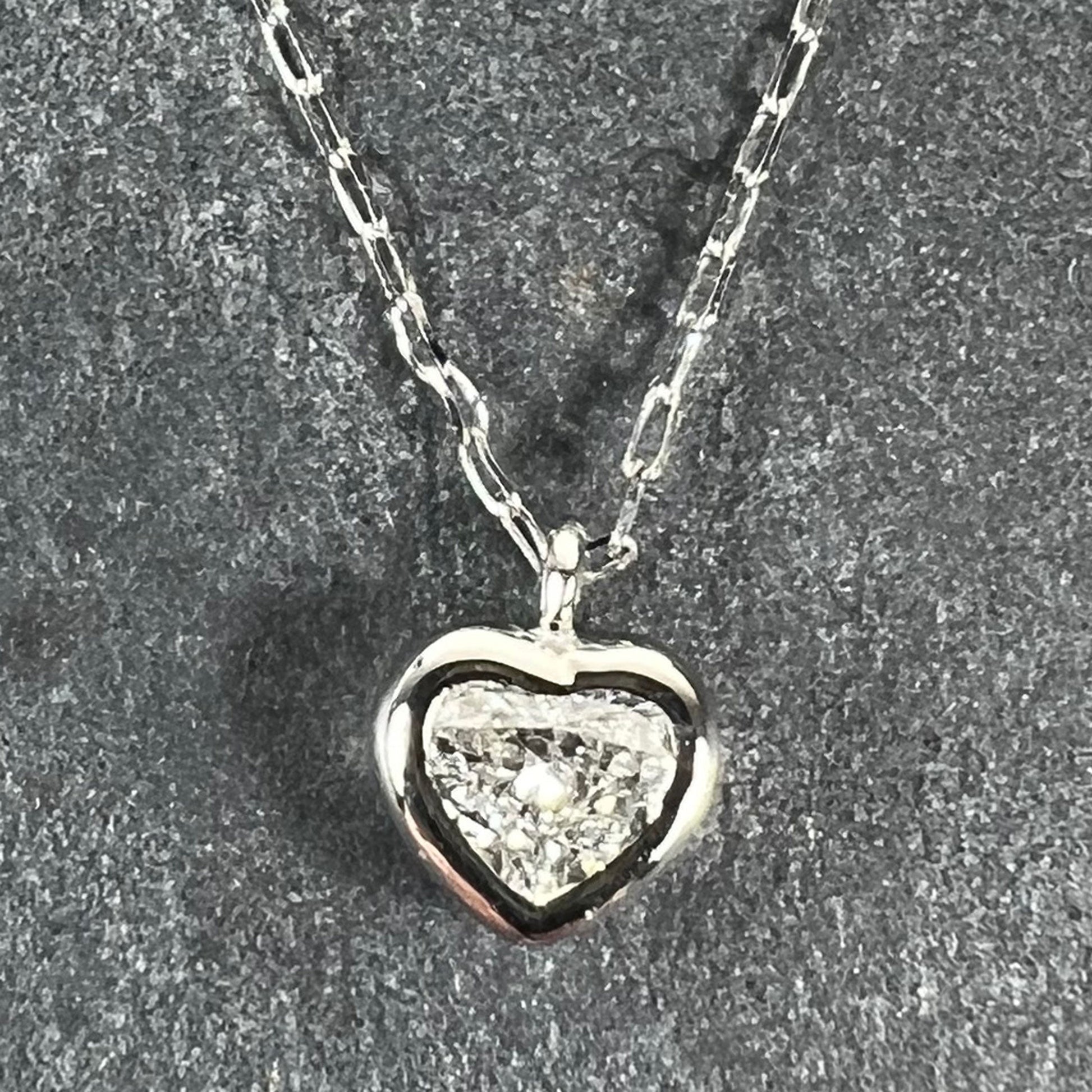 Heart-Shaped Diamond 0.14 Carat Platinum Charm Pendant Necklace