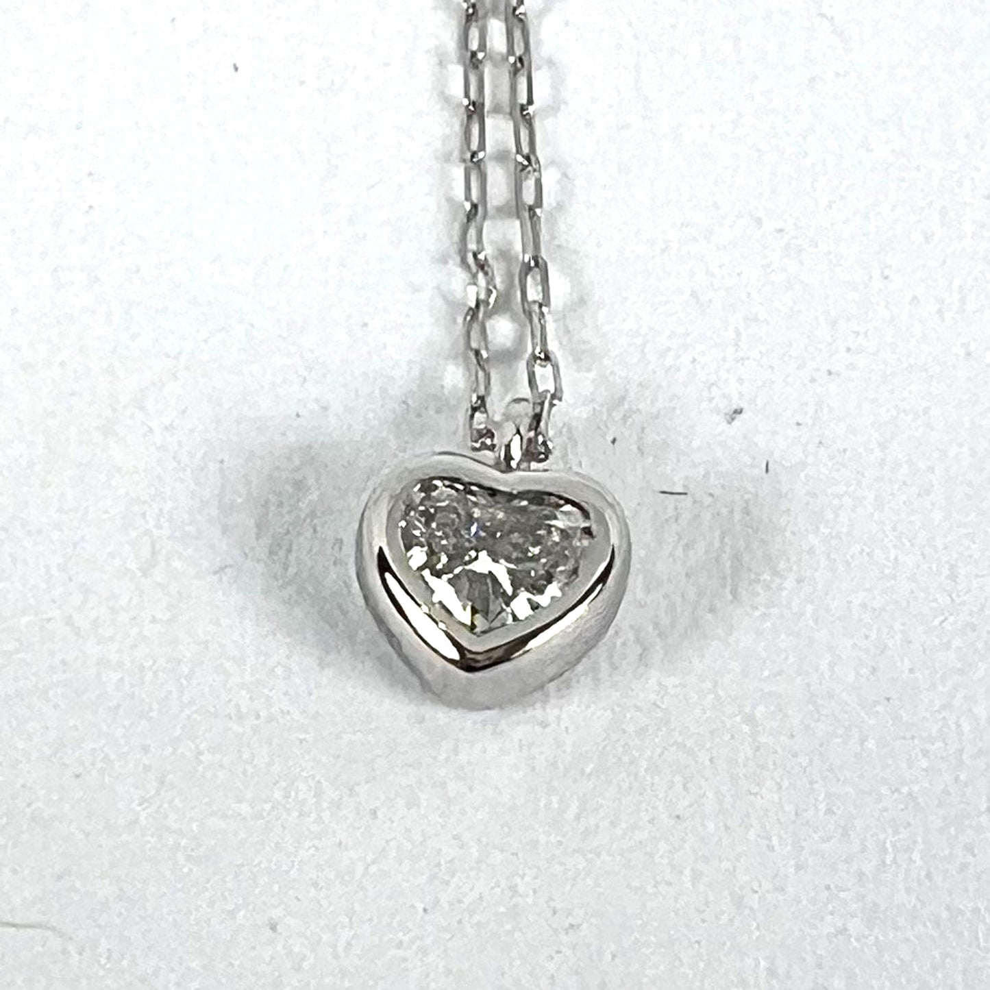 Heart-Shaped Diamond 0.14 Carat Platinum Charm Pendant Necklace