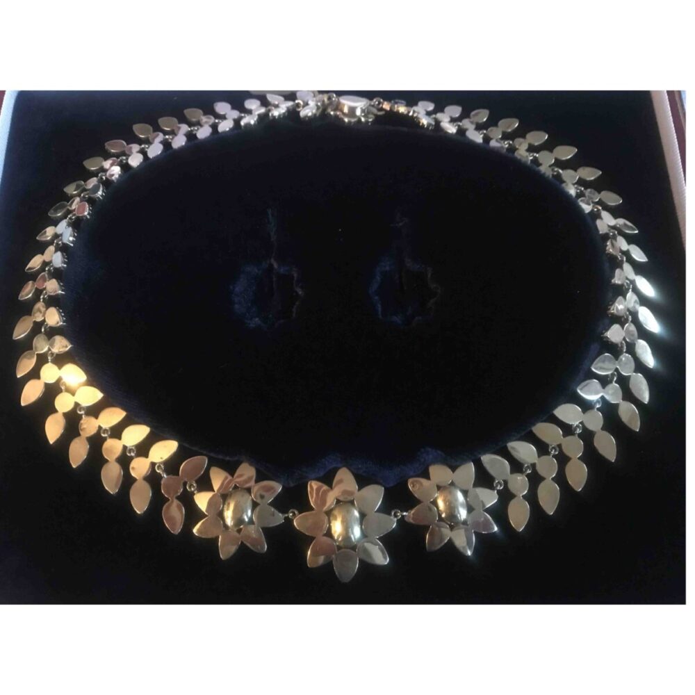 GEORGIAN GARNET NECKLACE