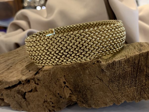 Wide Vintage gold mesh bracelet bret 1970's