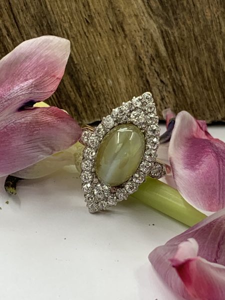 Antique Cats Eye ring