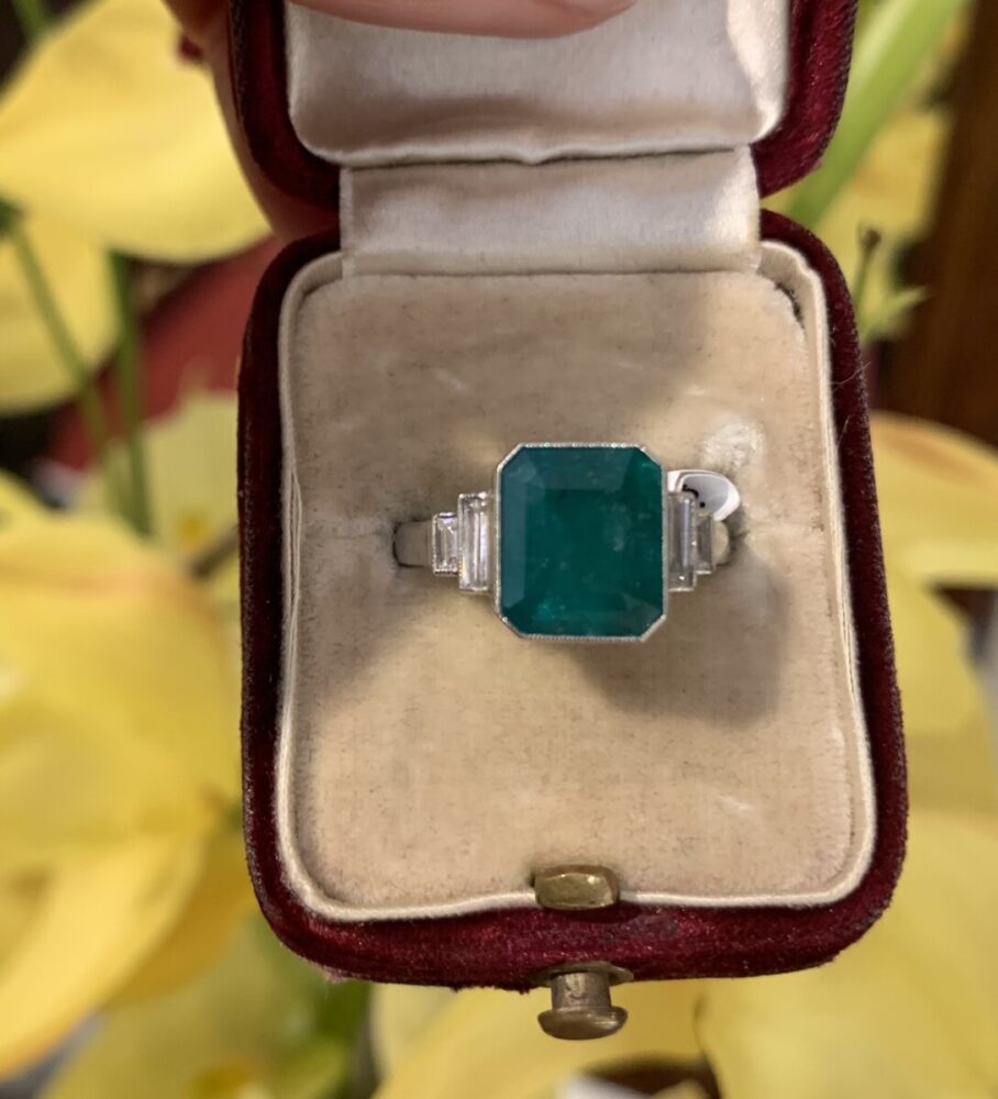 Emerald and diamond ring