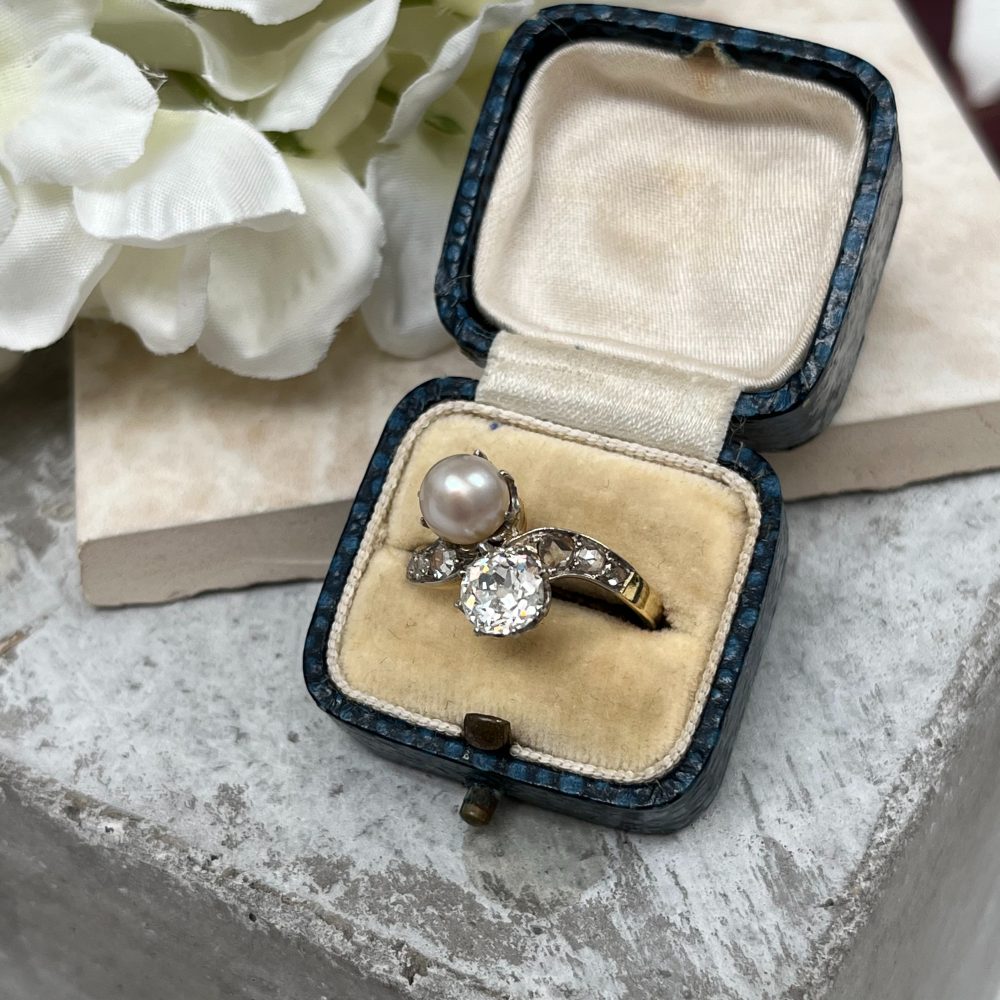 Antique French Natural Pearl and Diamond Toi et Moi Crossover Ring, Yellow Gold
