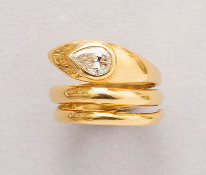 French Vintage 18ct Gold Diamond Snake Ring