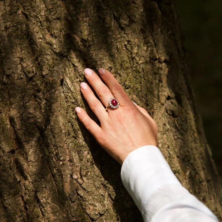 18K Gold Ring with 5.25ct Natural Cabochon Ruby & Diamonds