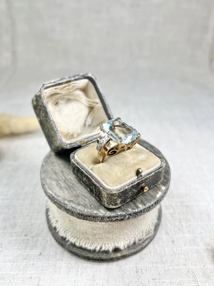 Vintage 1940s Retro Aquamarine and Diamond Tank Ring in 18ct Rose Gold