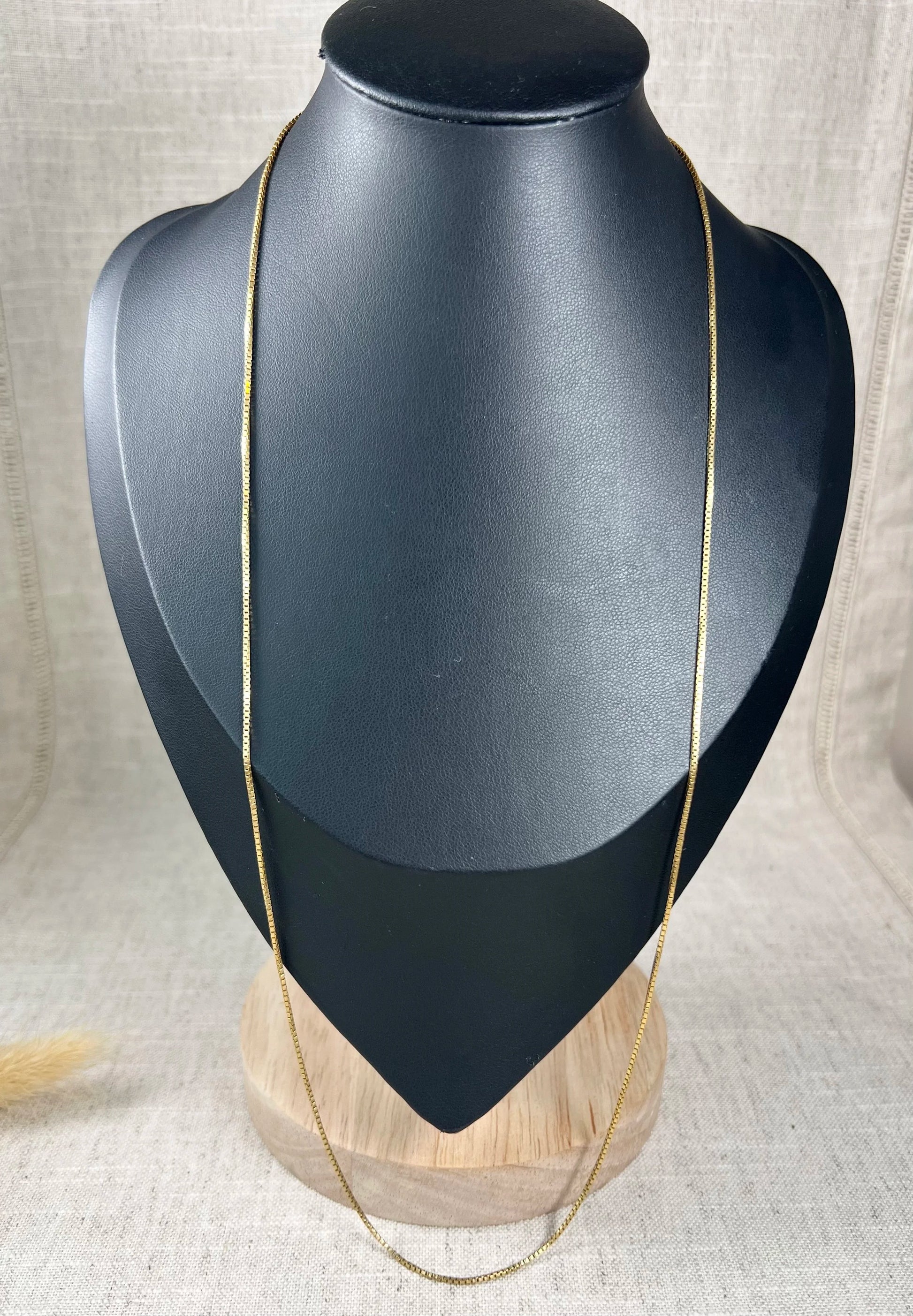 Vintage 18ct Yellow Gold Italian Stamped, Giovanni Balestra, 24 Inch Box Link Chain with Bolt Ring Clasp