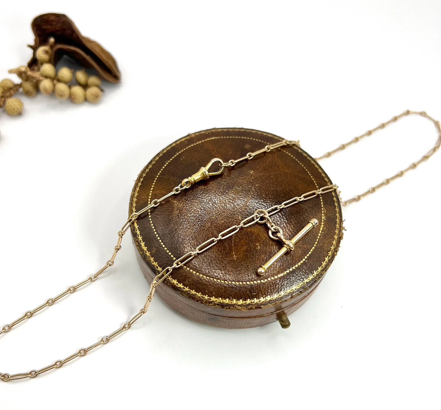 Antique 15 Carat Yellow Gold 1920's Long Fetter Link Chain With Swivel Clip And T-bar