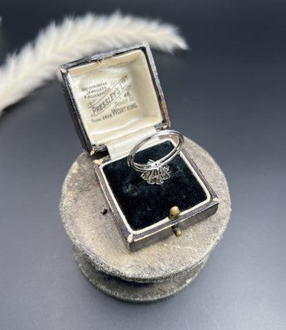 Vintage 1.50ct Diamond Daisy Cluster Engagement Ring in Platinum