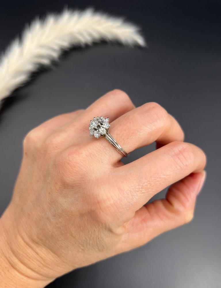 Vintage 1.50ct Diamond Daisy Cluster Engagement Ring in Platinum