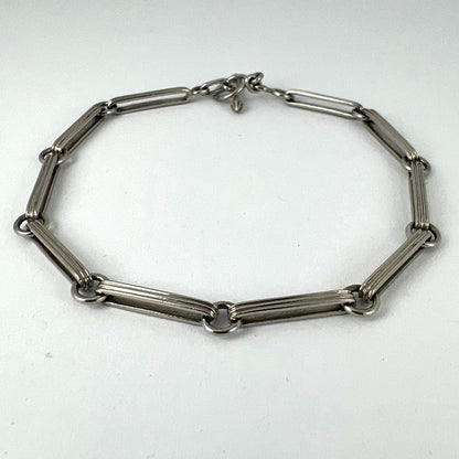 Art Deco Platinum Fancy Link Chain Bracelet with ridged elongated links connected by circular rings