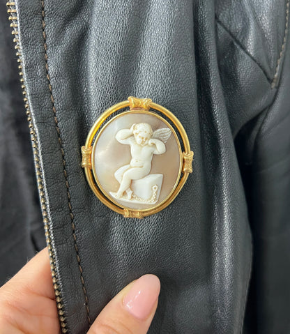 Antique 15 ct Gold, Early Victorian Cherub Shell Cameo Portrait Brooch
