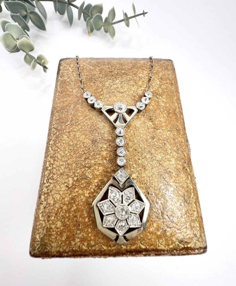 Antique Diamond Snowflake Pendant Necklace In Platinum