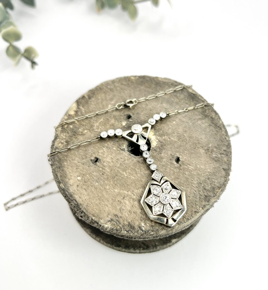 Antique Diamond Snowflake Pendant Necklace In Platinum
