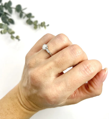 Vintage 0.75ct Diamond Solitaire Engagement Ring in Platinum