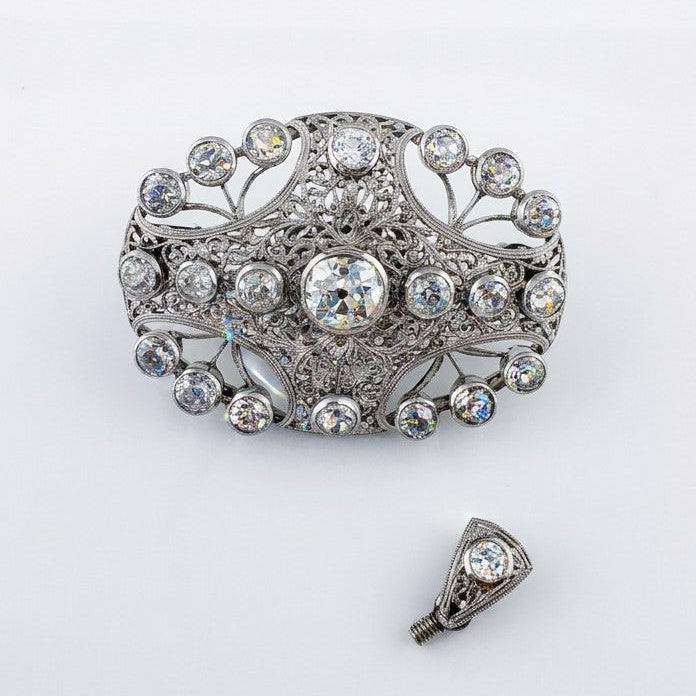 Edwardian Antique 8ct Old Mine Cut Diamond Pendant come Brooch in Platinum
