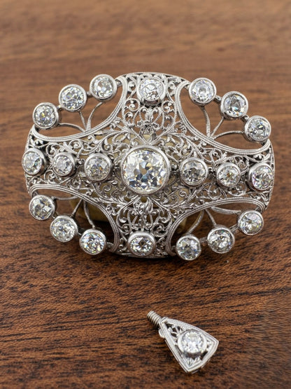 Edwardian Antique 8ct Old Mine Cut Diamond Pendant come Brooch in Platinum