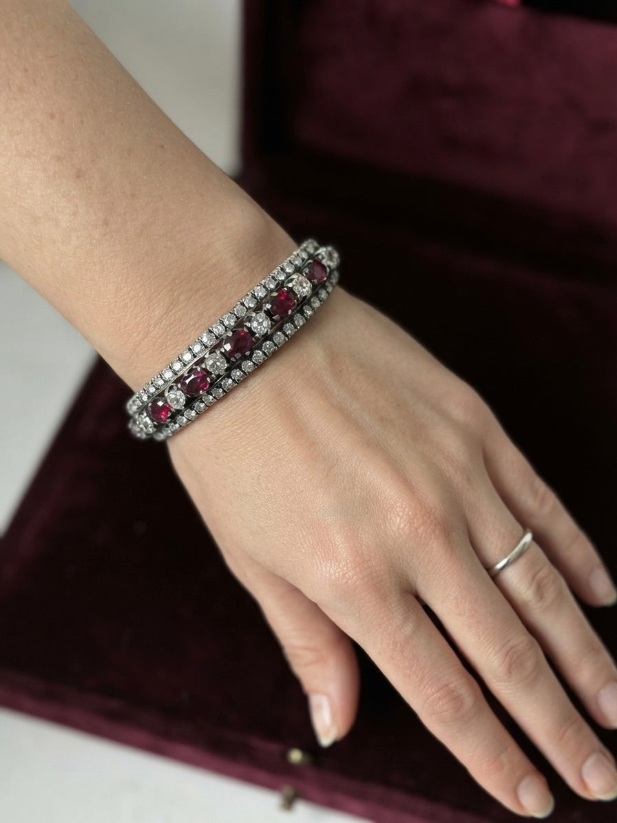 Victorian Antique  3.80ct Ruby and 4.60ct Old Cut Diamond Bangle Bracelet