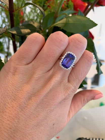Tanzanite and Diamond Halo Dress Ring, 5.60 carats