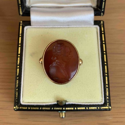 Antique intaglio 19th century ring Carnelian oval yellow gold