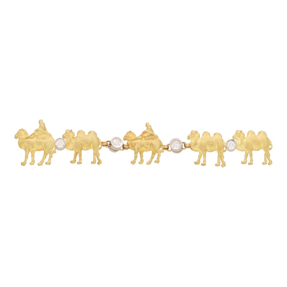 Ikeda Keiko diamond camel brooch in yellow gold and platinum.