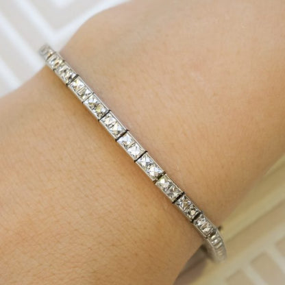 LINZ BROTHERS ART DECO DIAMOND AND PLATINUM LINE BRACELET