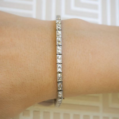 LINZ BROTHERS ART DECO DIAMOND AND PLATINUM LINE BRACELET