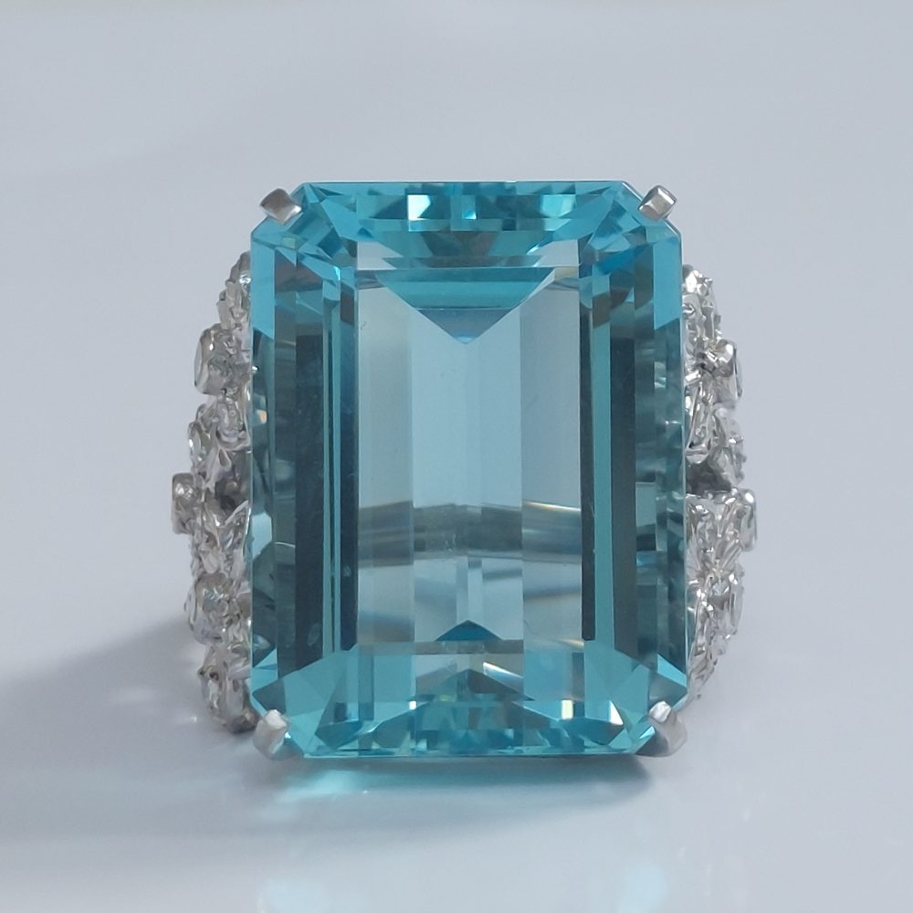 Large 30ct Aquamarine Ring with Diamonds