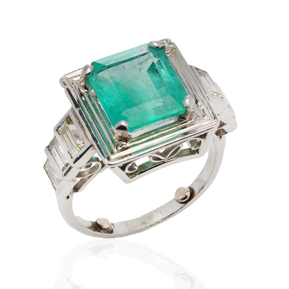 Certified 4.20ct Colombian Emerald and Diamond Ring