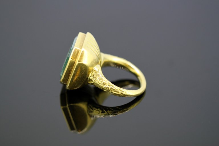 Antique Georgian Gents Emerald Ring