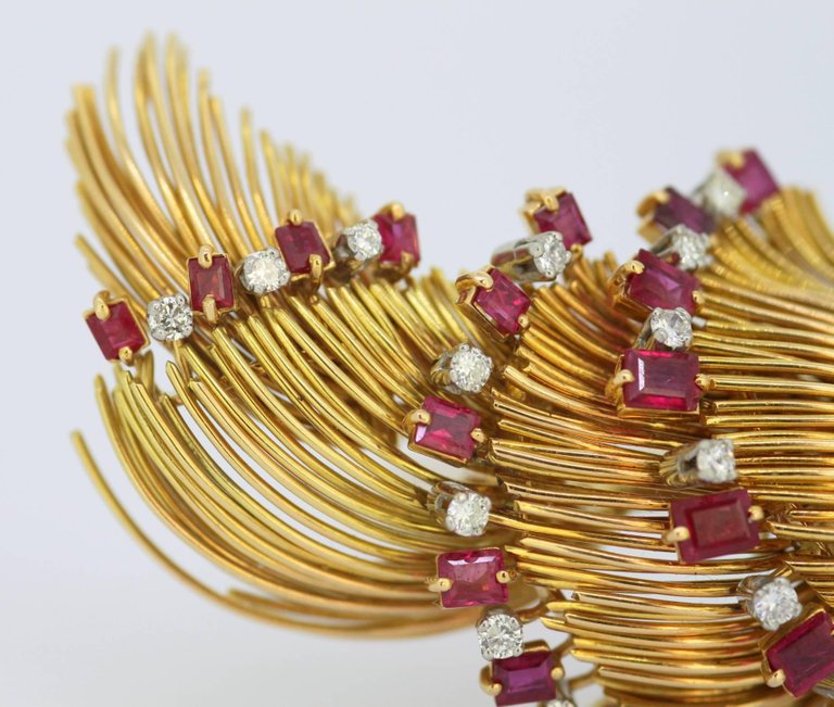 Vintage 18ct Yellow Gold Ruby and Diamond Brooch