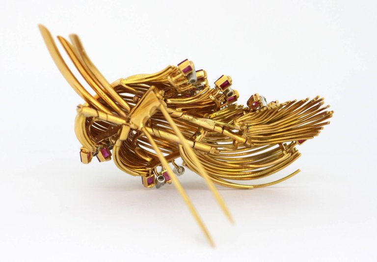 Vintage 18ct Yellow Gold Ruby and Diamond Brooch