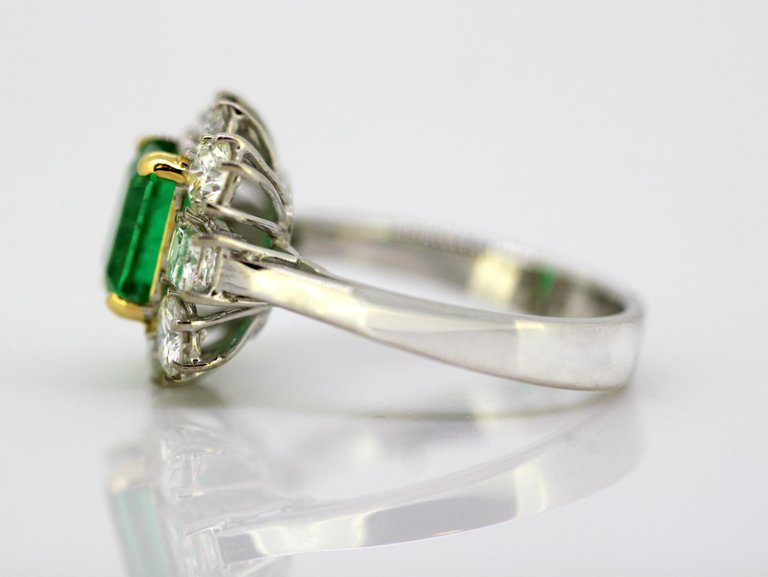 Vintage Emerald and Diamond Ring