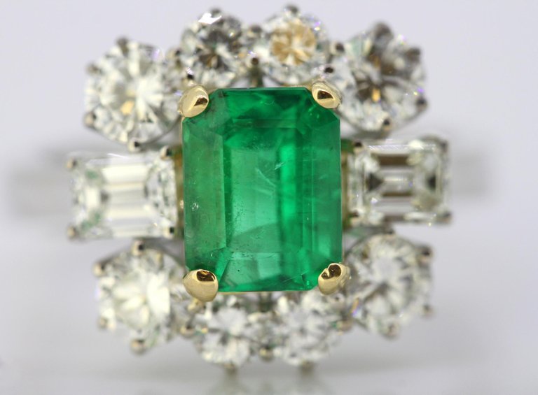 Vintage Emerald and Diamond Ring