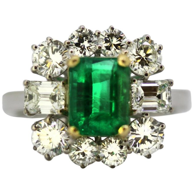 Vintage Emerald and Diamond Ring